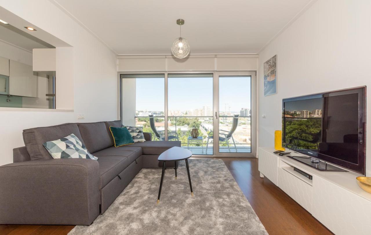 Metrocity One Bedroom - A/c & Swimming Pool Apartment