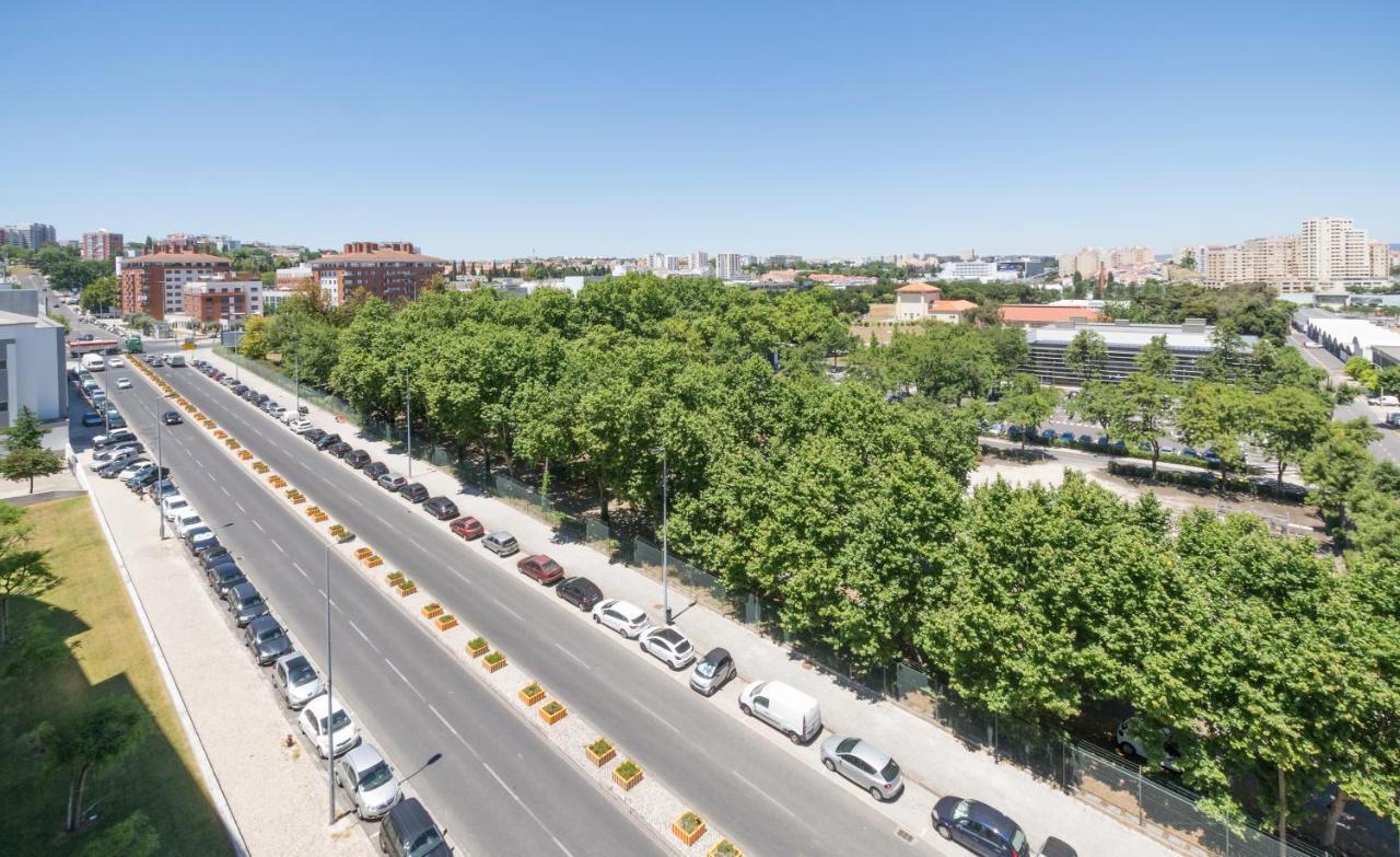 Apartment Metrocity One Bedroom - A/c & Swimming Pool Lisbon