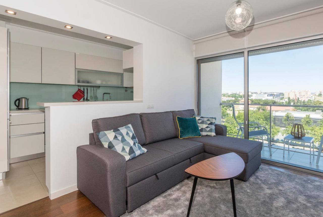 Metrocity One Bedroom - A/c & Swimming Pool Lisbon